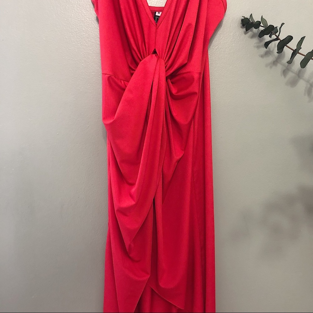 Red dress - Picture 7 of 8